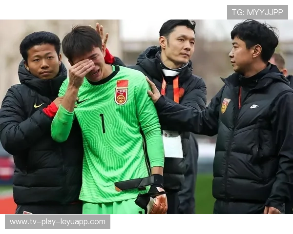 季后赛“爆冷门”不断，黑马队伍崛起引人关注！